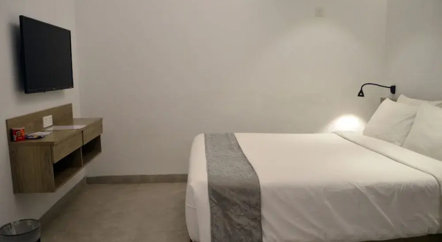 Priyo Nibash Stylish Residential Hotel
