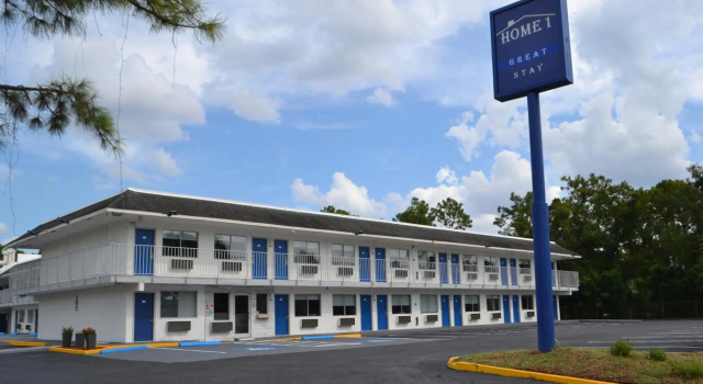 Knights Inn Jacksonville North, 预订 酒店 杰克逊维尔 佛罗里达州