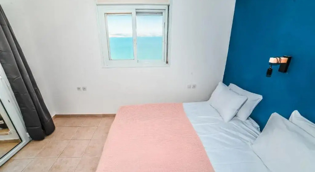 Апартаменты lakeview apartment