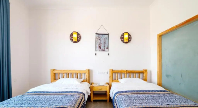 Двухместный номер Deluxe Dunhuang Hu Yang Inn