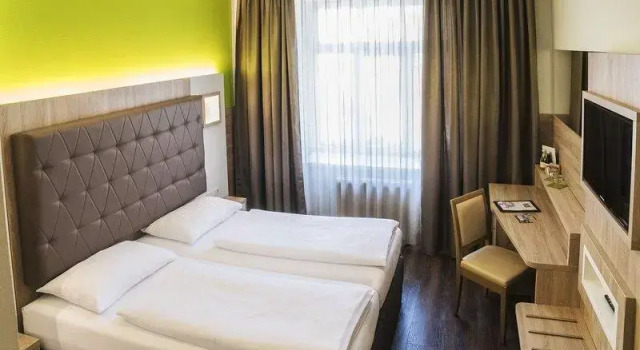 Трёхместный номер Standard Theater Hotel Salzburg