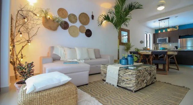 Beautiful Condo with Screened Terrace by the Pool, Prenota Hotel Hotel a Quintana Roo con parcheggio, Parcheggio
