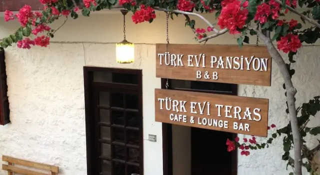 Turk Evi