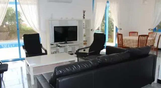 Olive Beach Villa, Boek Villa Peyia Paphos