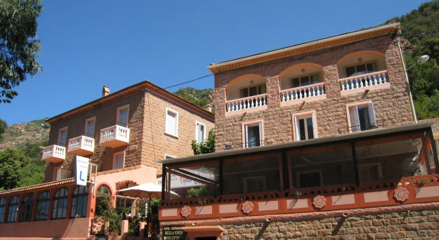 Hôtel Bella Vista, Varaa Hotelli Porto 
