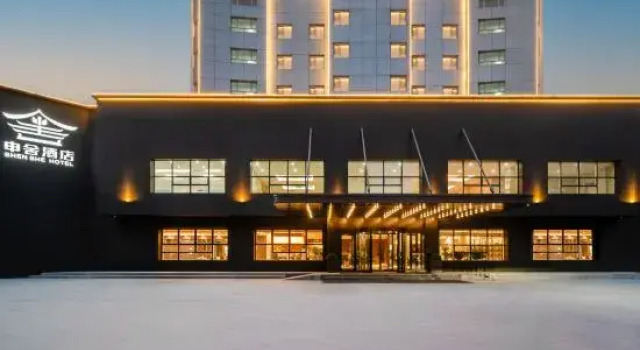 Bazhou Korla Shenshe Hotel (Korla Railway Station & Bazhou Museum Branch), Rezerwuj Hotel Hotele w Korla z parkingiem, Parking