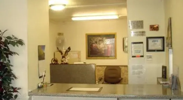 Travelinn Dekalb, Prenota Hotel DeKalb Illinois