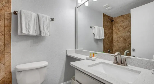 Апартаменты Pristine and Posh 2bd/2ba Condo With Private Balcony - #6en165