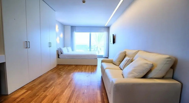 Люкс Meraki Beach Hotel