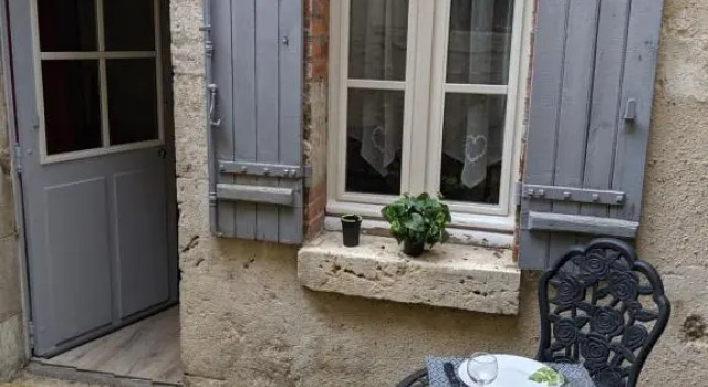 Le Cocon de Blois, Забронировать Апартаменты/квартира Отели Блуа с парковкой, рядом с Office de Tourisme de Blois Chambord, Парковка