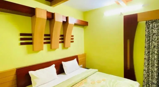 1 BR Cottage in Upper Bazaar, Ooty, by GuestHouser (A576), Забронировать Дом для отпуска Коттеджи штата Тамилнада, Коттедж