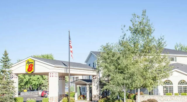 Super 8 by Wyndham Grangeville, Book Hotel SPA-hoteller i Idaho, SPA