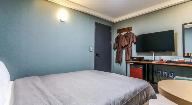 Gangneung K Motel, Boek Motel Hotels in Gangwon-Do met parkeren, Parkeren