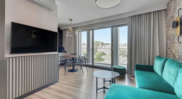 Семейные апартаменты с балконом Grano Residence Free Parking & SPA Additional by Downtown Apartments