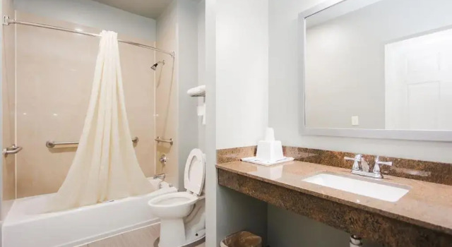 Номер Standard Econo Lodge Inn & Suites Channelview - Houston East