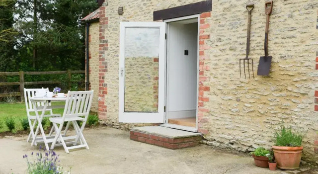 Коттедж Cromhall Farm
