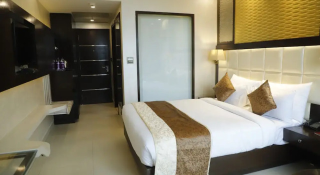 Двухместный номер Superior с видом на город Udman Hotel Chhattarpur