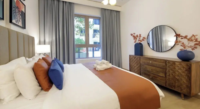 1BR with Beach Access La cote La mer, Забронировать Апарт-отель Отели Мадинат-Зайед с парковкой, Парковка