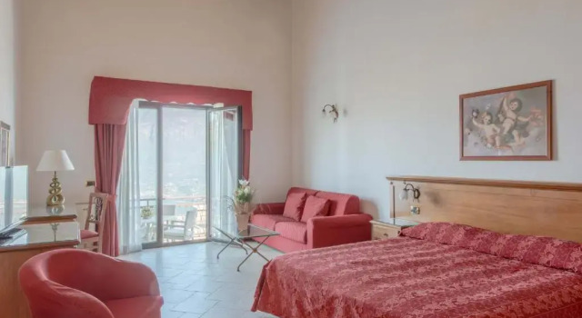 Номер Deluxe Village Hotel Lucia