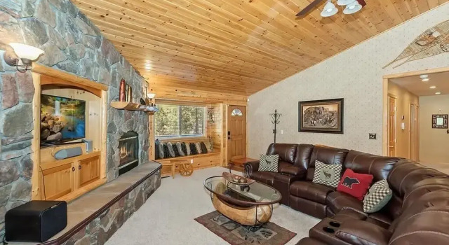 007 - The Log Cabin Getaway