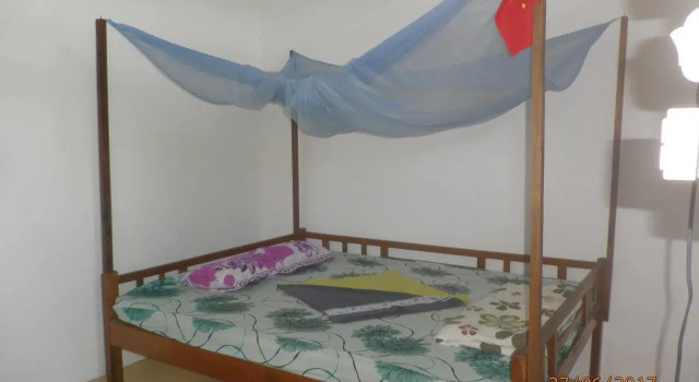 Happy Family Guesthouse, Book Guesthouse Hotels in Long Ho with Parking, Parking