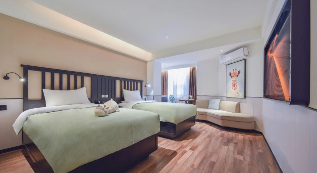 Ginza Inn (Qingdao Golden Beach Xiangjiang Road Subway Station Branch), Забронировать Отель Хуандао 