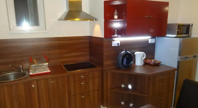 Апартаменты с 2 комнатами Five Seasons Apartment