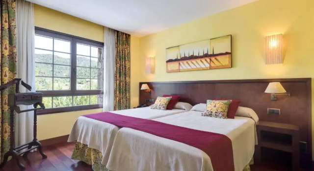 Двухместный номер Superior с красивым видом из окна Hotel & Spa Monasterio de Boltaña