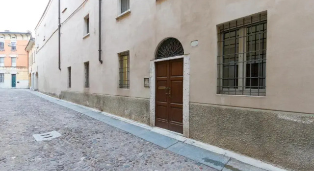 Suite dei certosini - Smart Holiday, Buchen Sie Ferienwohnung Hotels in Mantua mit Parkplatz, Parkplätze