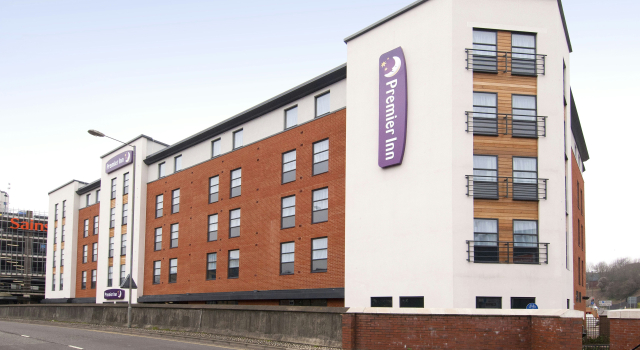 Premier Inn High Wycombe Central, Забронировать Отель Хай-Уиком The Chilterns
