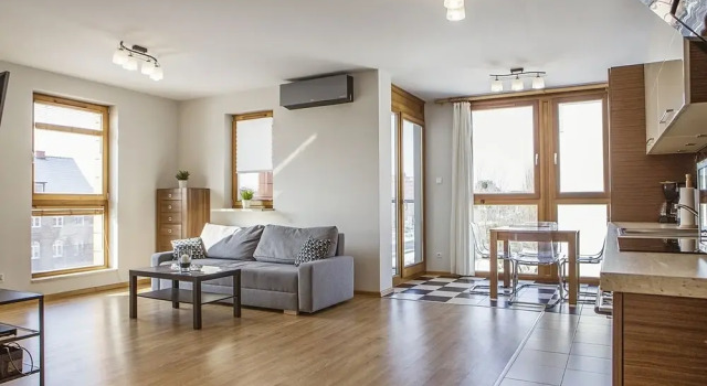 Rent Apartments - Toruńska 15, Varaa Huoneisto Hotellit Pommeri pysäköinnillä, Pysäköinti