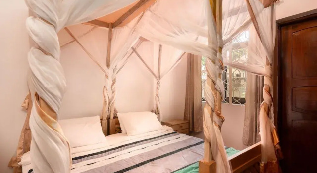 Footprints Hostel