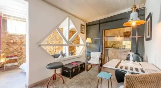 Bright Historical Apartment, Забронировать Апартаменты/квартира Лиссабон Эстремадура, рядом с Money Museum