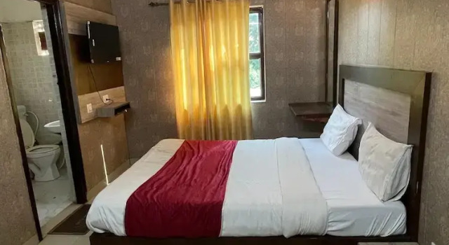 Hotel Taj Royale