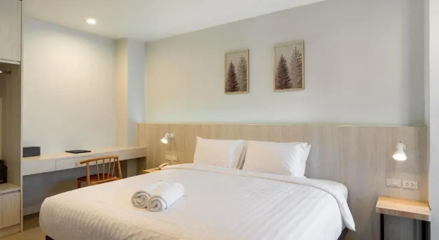 Полулюкс The Pride Hotel Phitsanulok