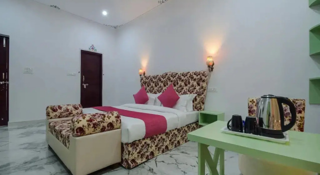 Shiv Villa By OYO Rooms, Rezerwuj Willa Hotele w Rajasthan z parkingiem, Parking