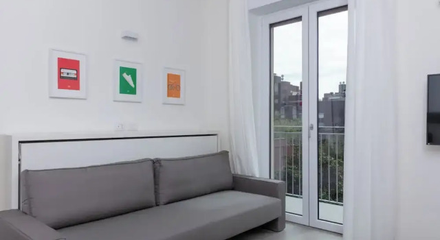 Трёхместный номер Deluxe с балконом Cirene Apartments Milano