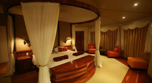 Ntwala Island Lodge, Book Hotel 5-stjernede hoteller i Chobe, 5*