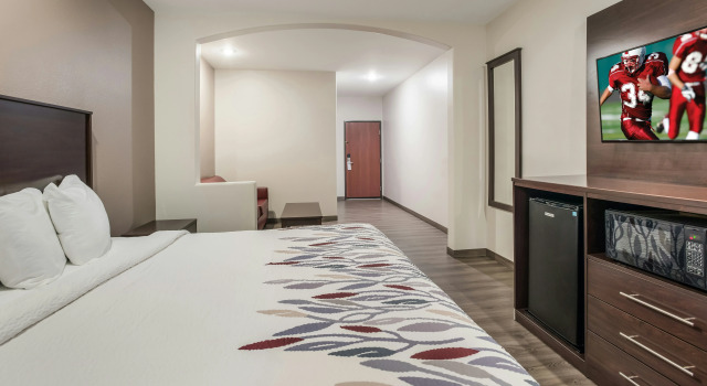 Red Roof Inn & Suites Lake Charles, Забронировать Отель Лейк-Чарльз Луизиана