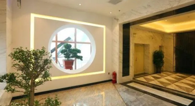 Tianfu Yunqi Business Hotel