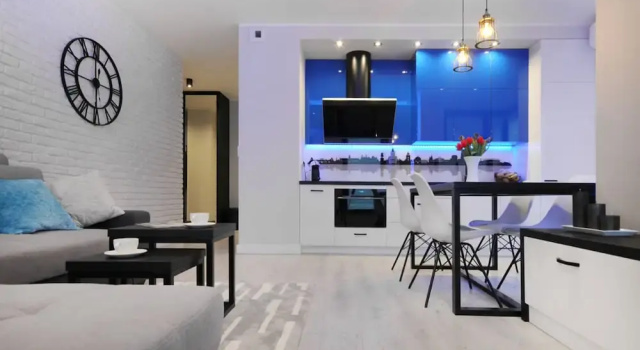 P&O Apartments Solec 13 with AC