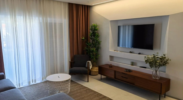 211 Apartamento moderno com vista para a piscina no centro da cidade, Rezerwuj Apartament Hotele w Algarve z parkingiem, Parking