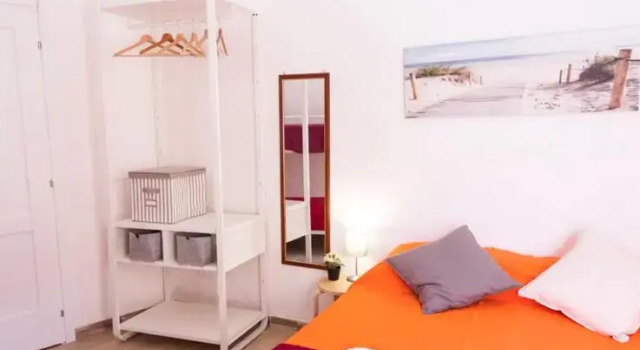 Апартаменты [DOWNTOWN SELINUS] Bright apartment with courtyard