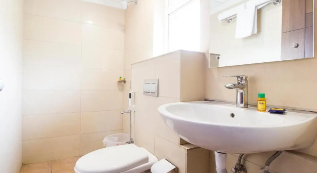 Номер Deluxe FabHotel Limestone Suites - Near Yashoda Hospitals, Somajiguda