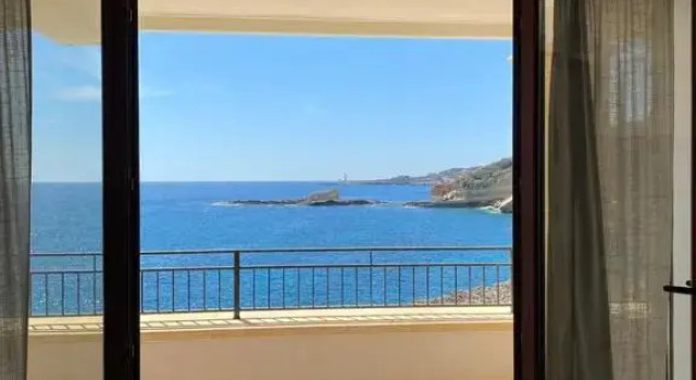 I Tri Scogghi , il mare dalla tua camera da letto, Забронировать Вилла Аугуста Долина Ното