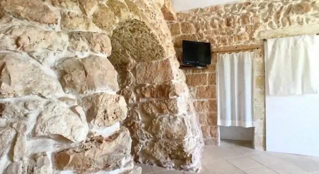 Bilocale Trullo Torre Vado, Book Hotel Hoteller i Torre Vado med pool, Swimmingpool