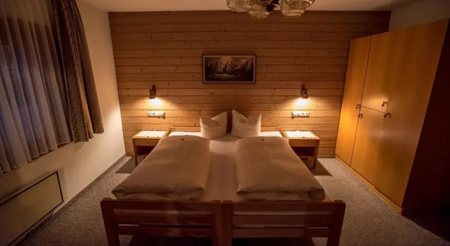 Ferienhaus Jägerhäusl, Rezervovat Hotel Hotely v Tyrolsko s parkováním, Parkování