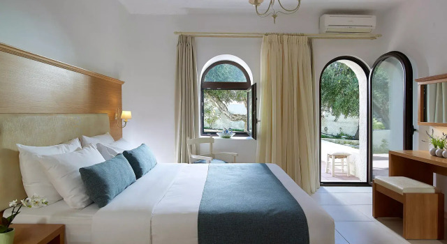 Двухместный номер Standard с видом на сад Coriva Beach Hotel & Bungalows