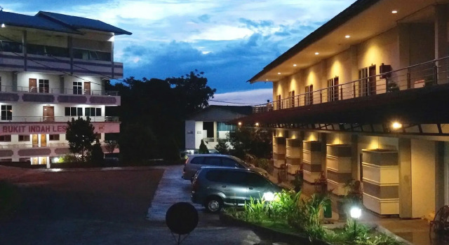 Bukit Indah Lestari Hotel, Rezervovat Hotel Hotely v Palembang s parkováním, Parkování