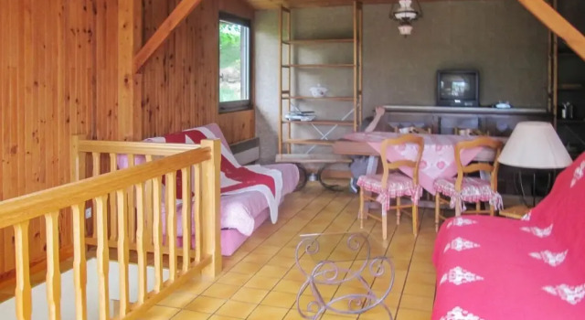 Chalet With 2 Bedrooms in Fays, With Wonderful Mountain View and Furni, Buchen Sie Chalet Fays 